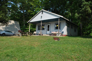 exterior picture of Cabin 7